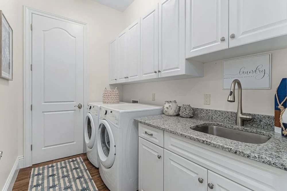 3132 Estero Blvd 5 Bedroom Home by RedAwning