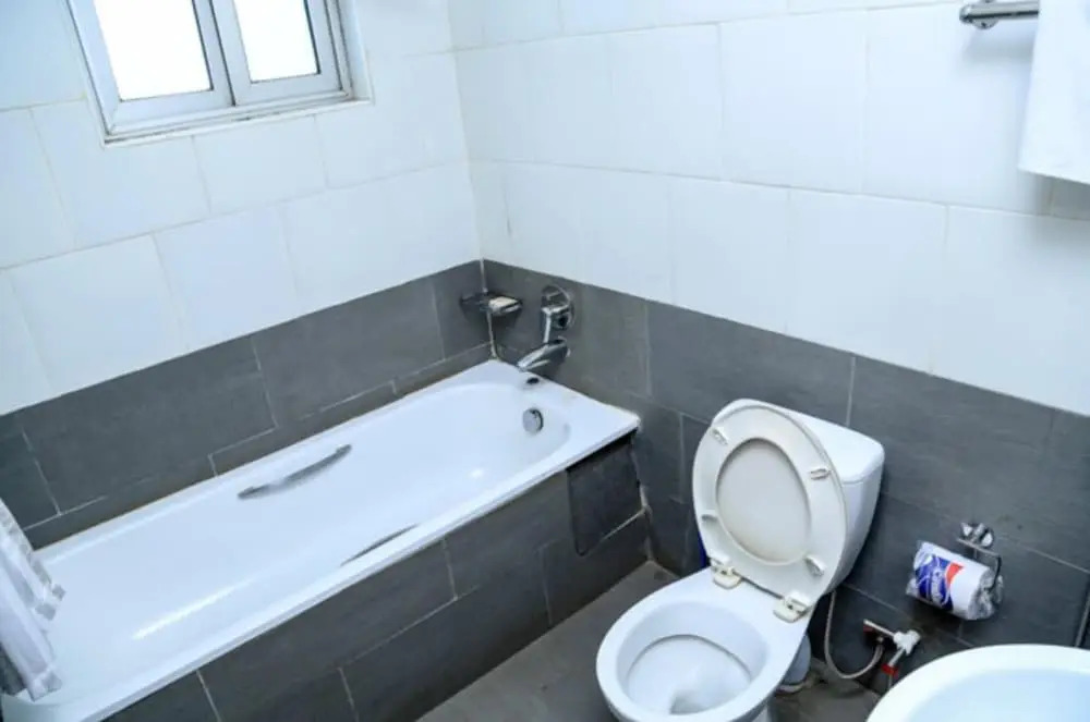 Hillview Apartments