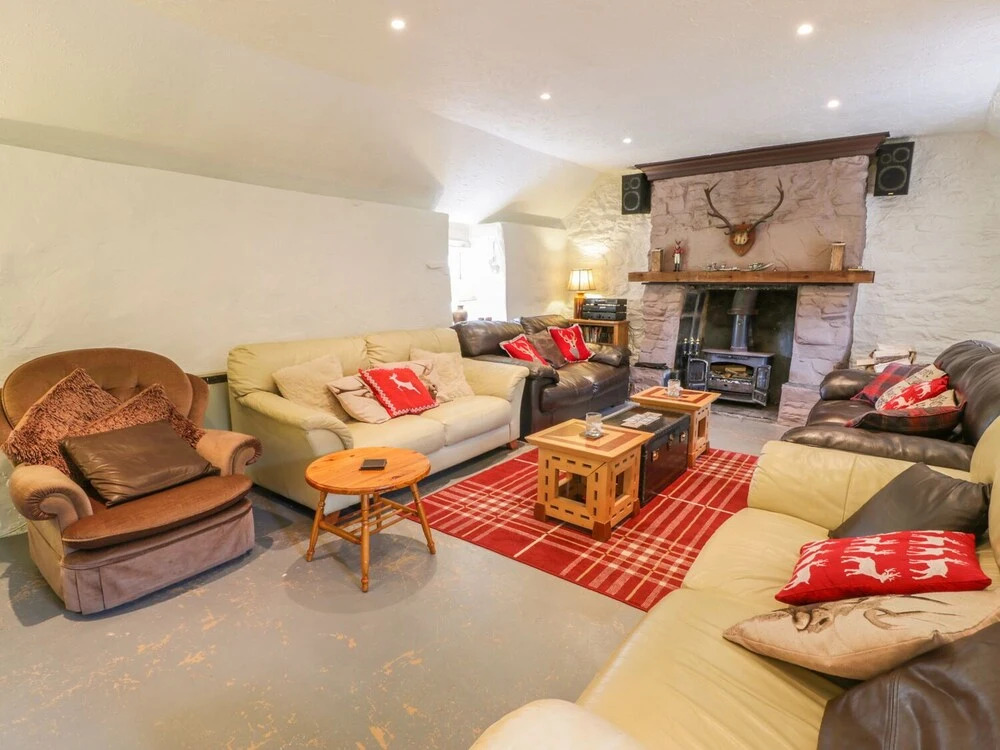 The Auld Tyndrum Cottage