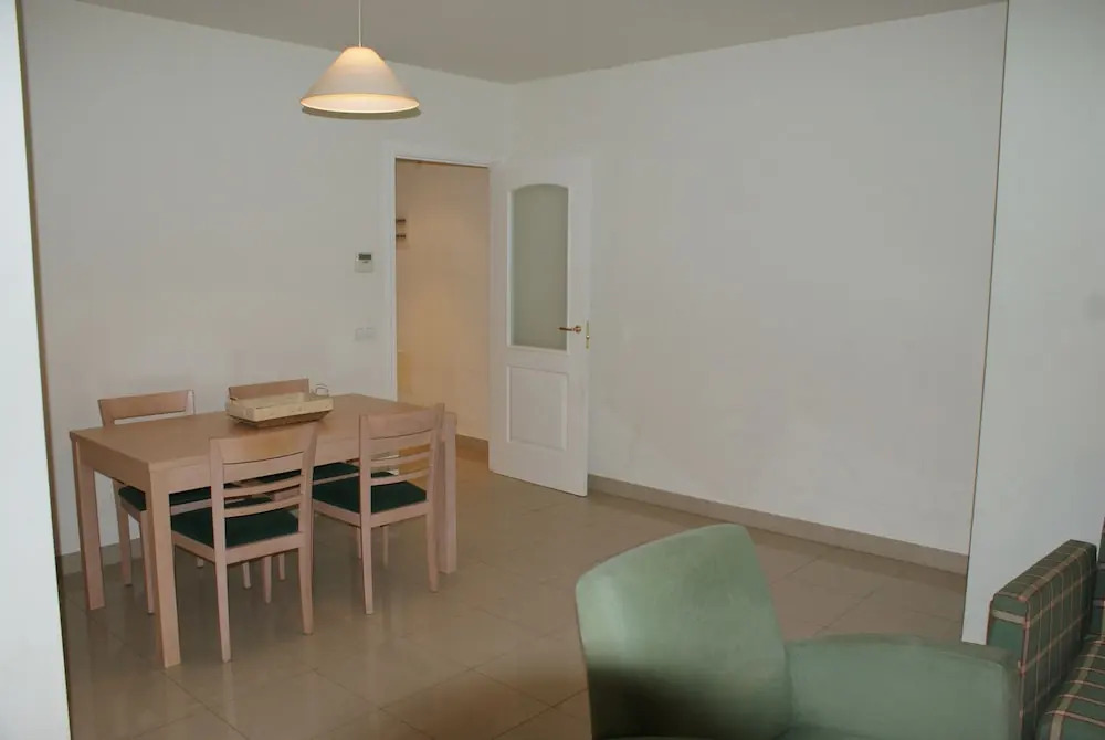 Apartment Enric Serra 1-5