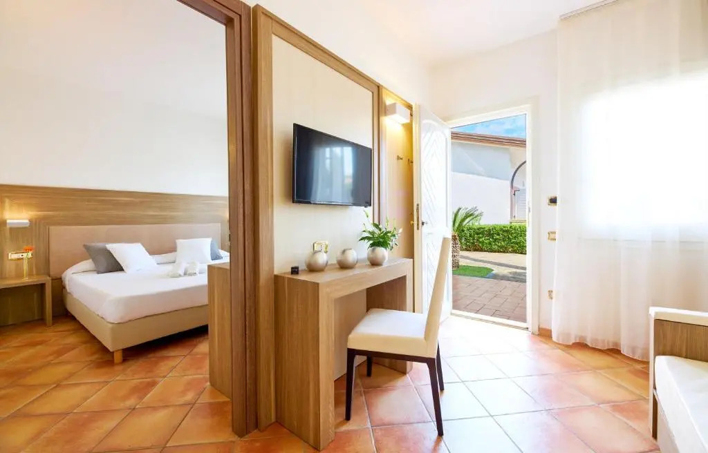 Paestum Inn Beach Resort