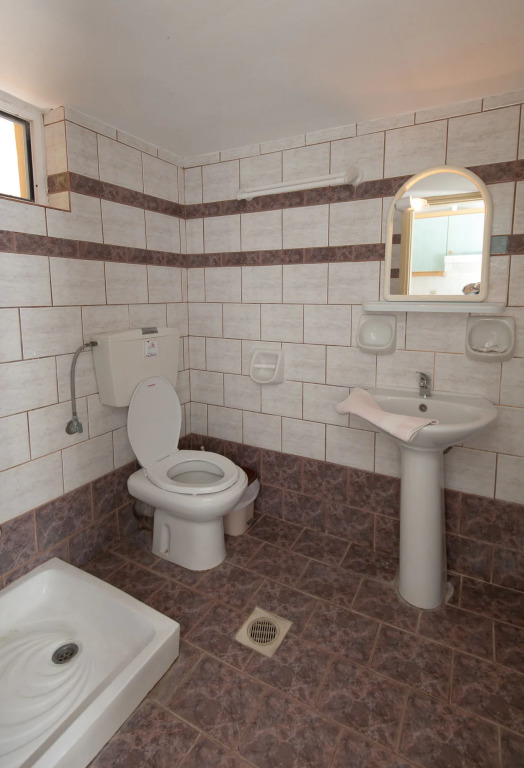 Sunrise Studios & Apartments