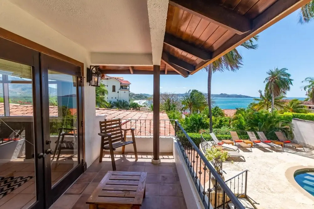 Stunning Home with Brand-New Guesthouse and Oceanview Terrace with Private Swimming Pool & Hot Tub
