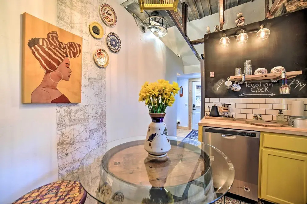 Steps to Waterfront & Dtwn: Sturgeon Bay Escape!