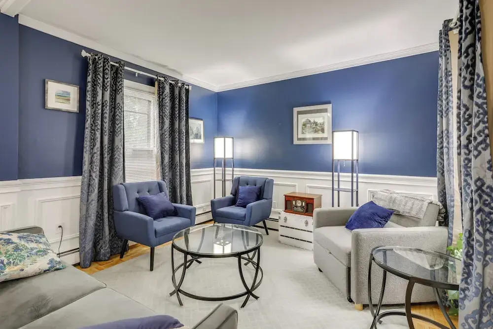 1 Mi to Dtwn Providence: East Side Retreat!