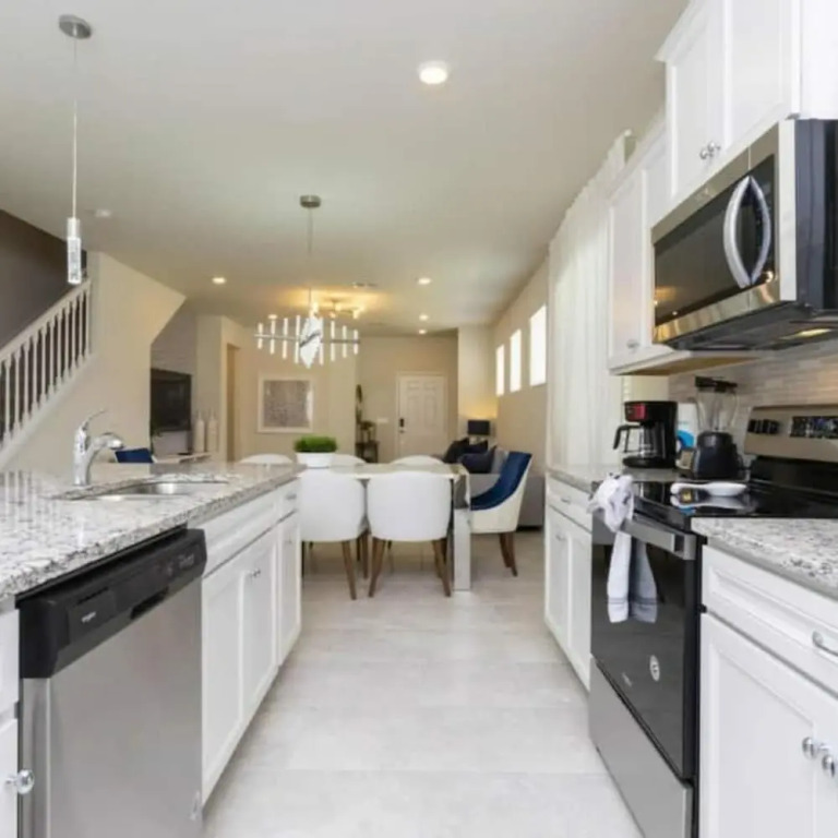 1807 Amazing 5BR Brand New House