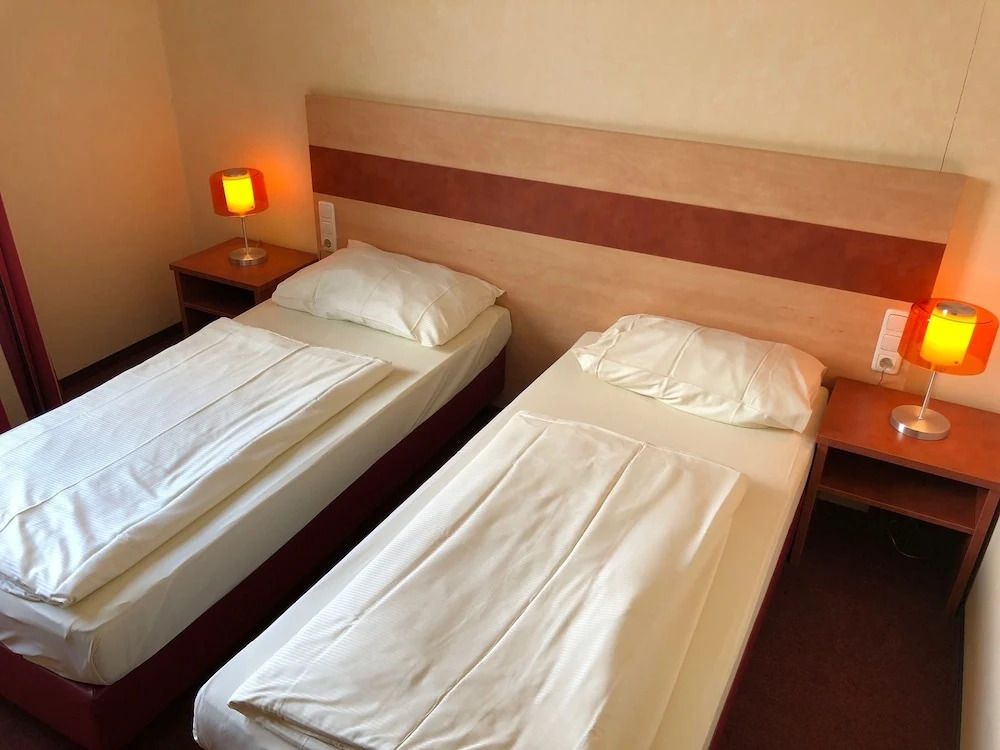 SH-Hotel