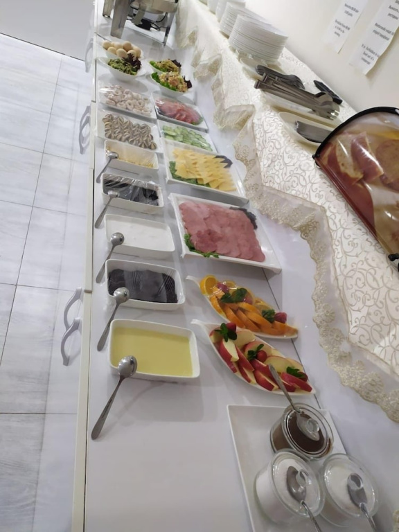 HOTEL GLOBUS