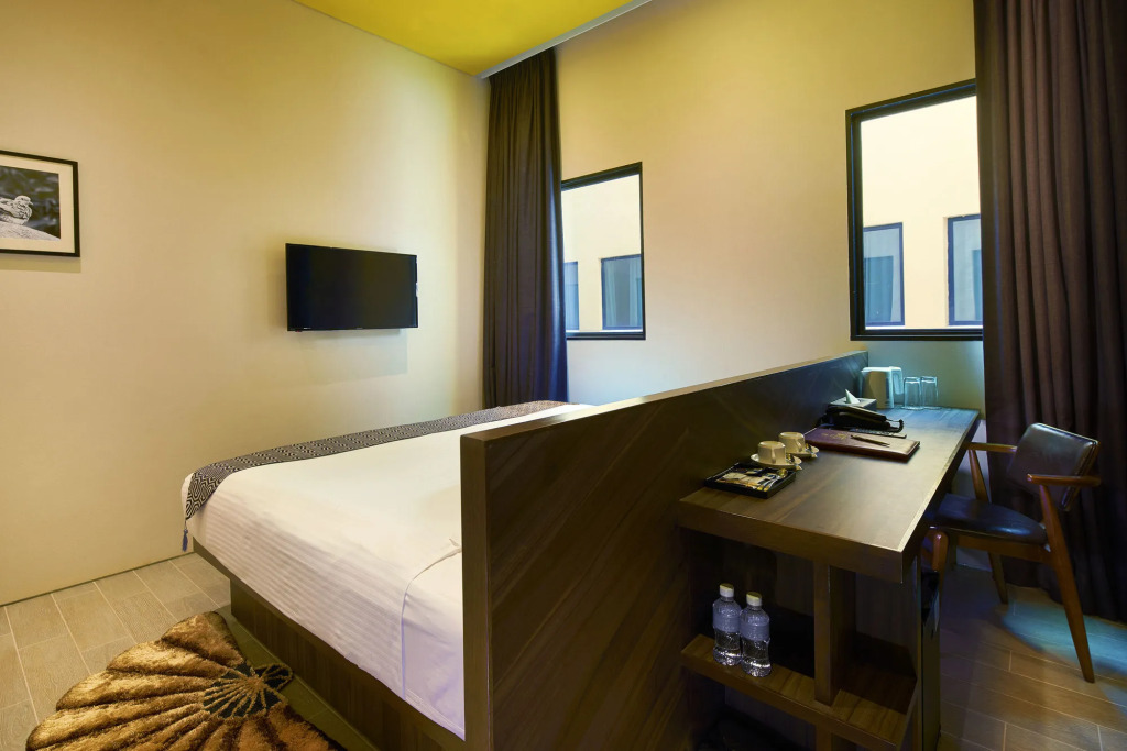 Hotel Yan