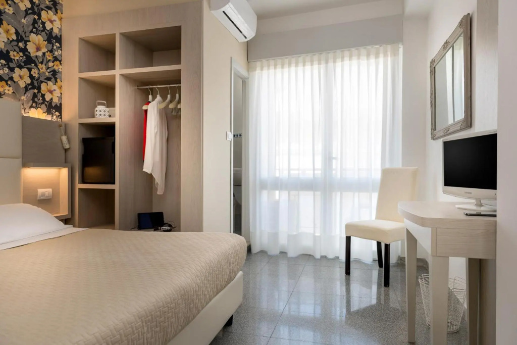Hotel Corona