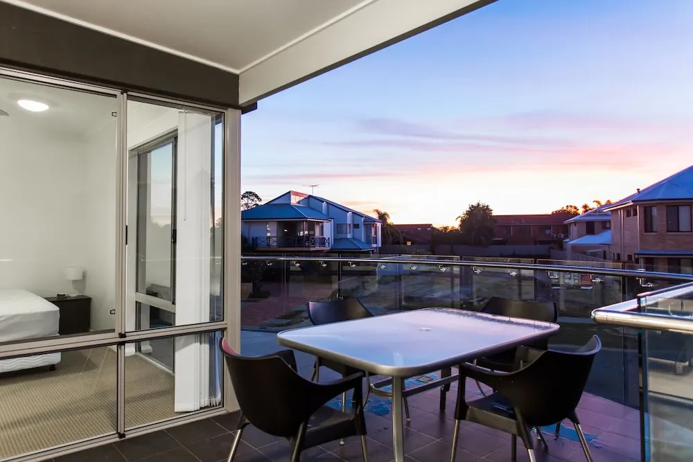 Reflections By Rockingham Apartments