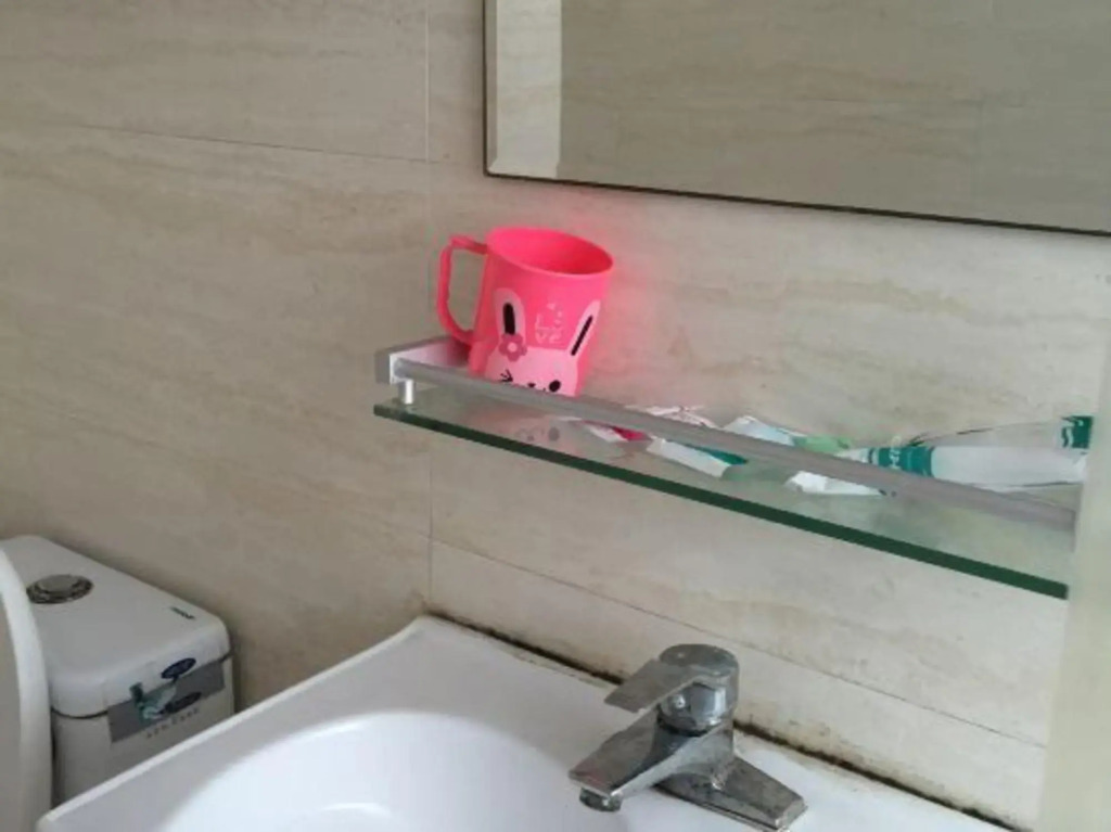 Chedun 98 Chain Hostel