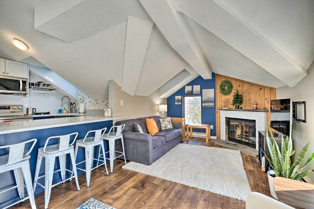 Steps to Ski Shuttle! Snow Mountain Village Condo