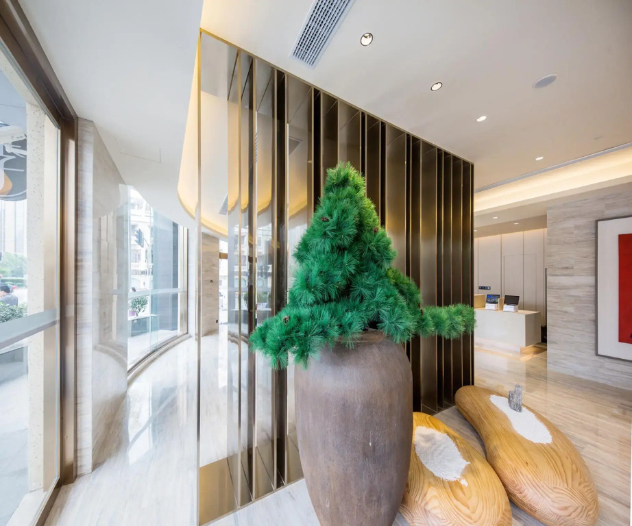 JI Hotel Shanghai The Bund Jinling Dong Road