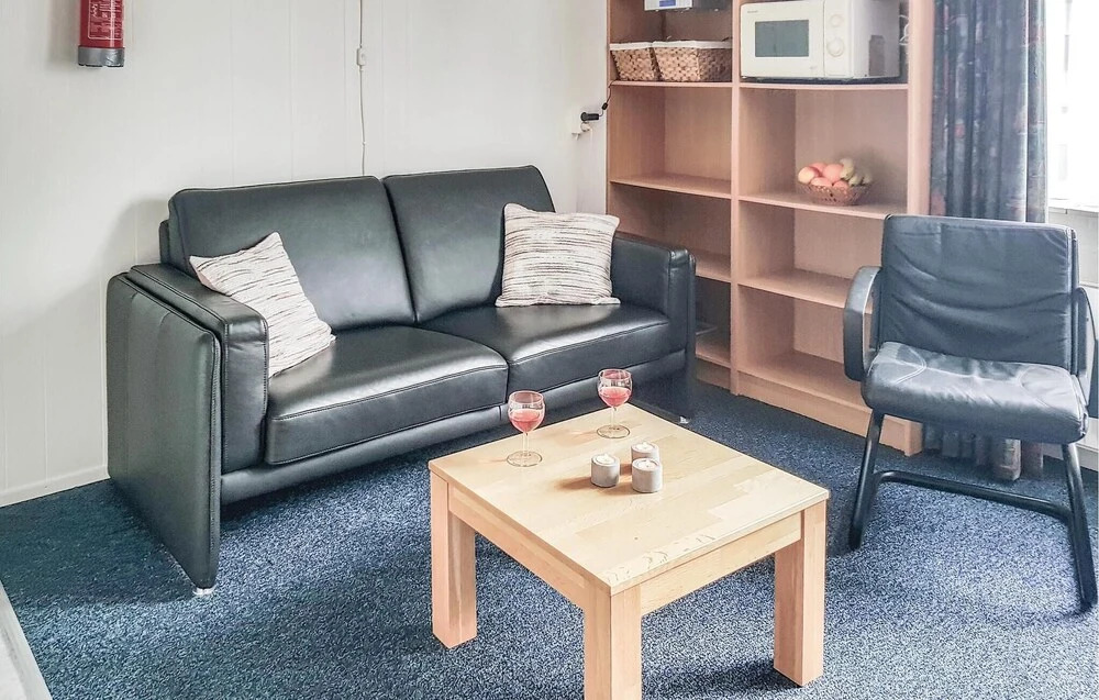 Nice Apartment in Hippolytushoef With 2 Bedrooms and Wifi