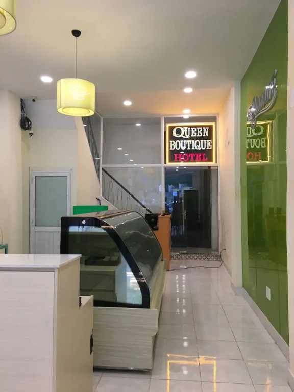 Queen Boutique Hotel - Hostel