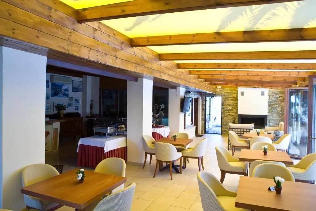 Kelyfos Hotel Bungalows and Suites