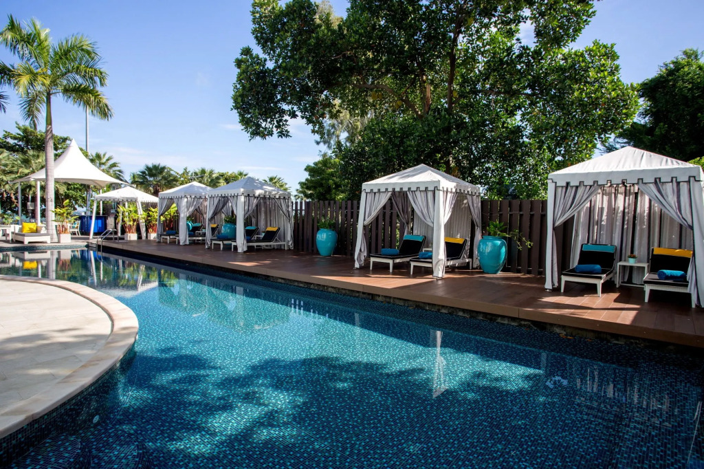 Wave Hotel Pattaya