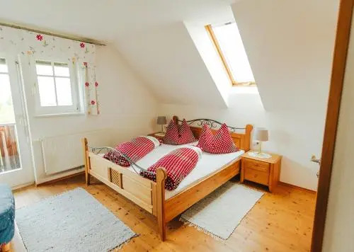 Gästezimmer & Buschenschank mit Weingut Hack-Gebell