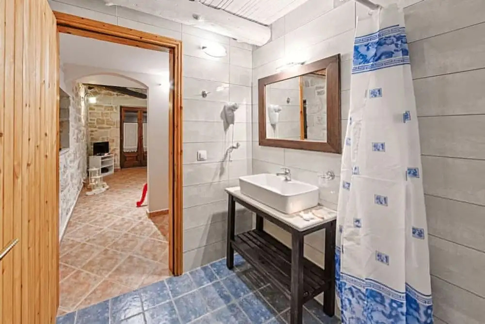 Villa Poseidon - Family Suite In Zante w Pool