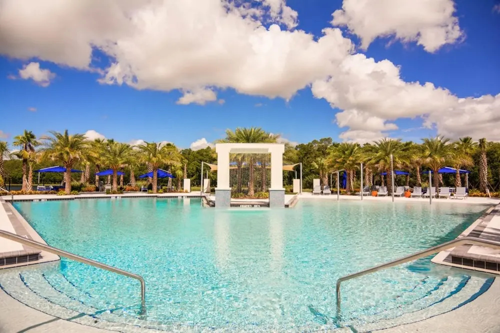Magnificent Single Home with Private Pool SO2601
