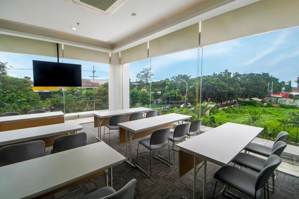 Cleo Hotel Jemursari Surabaya