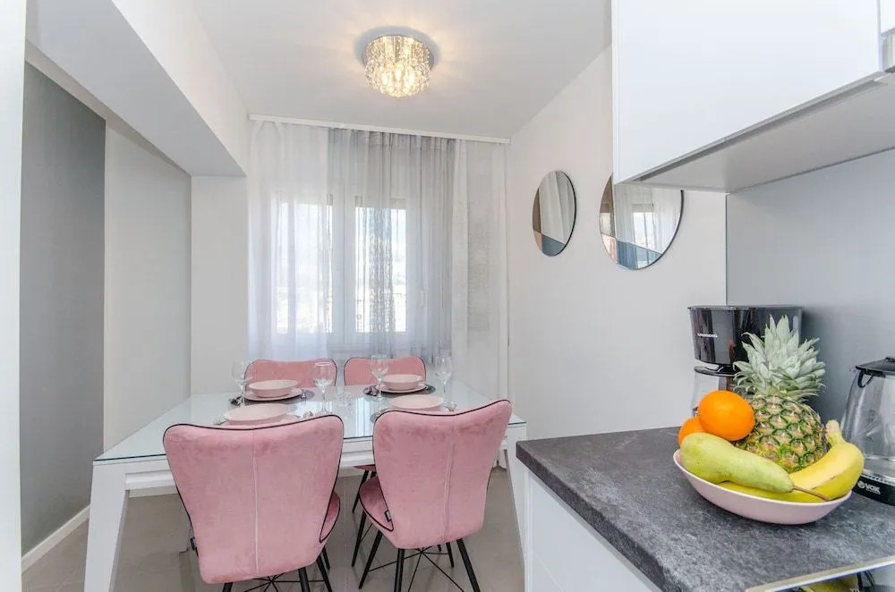Apartment Luxury Center