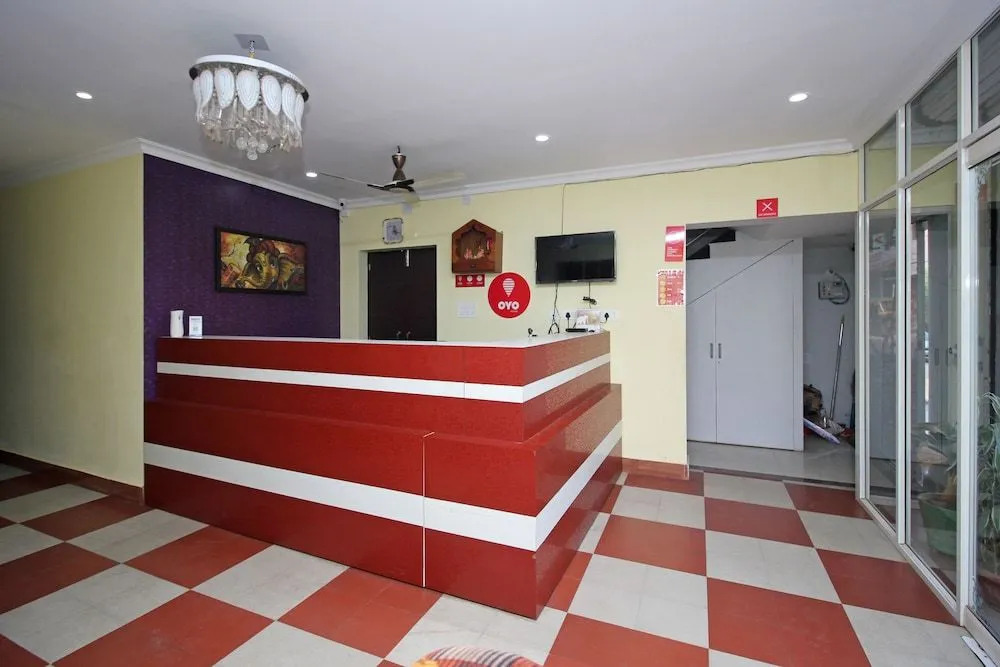 OYO Flagship 8346 LazyStays