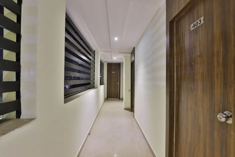 OYO 26999 Hotel Sg