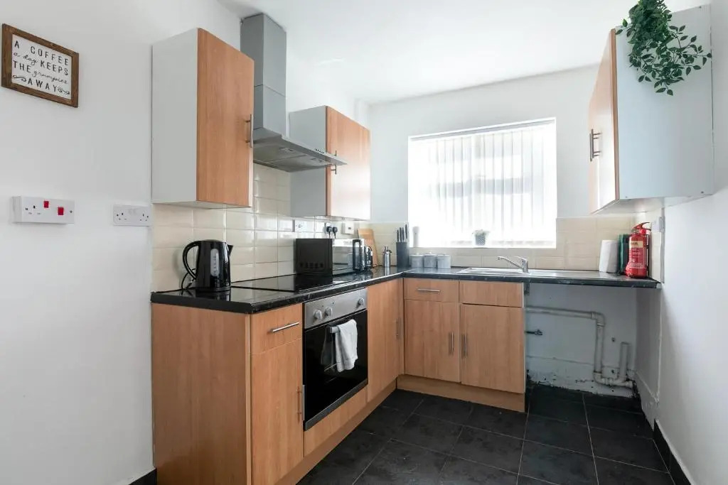 Unique Contractor House & Close to Derby Arena and Hospital & Parking by ComfyWorkers
