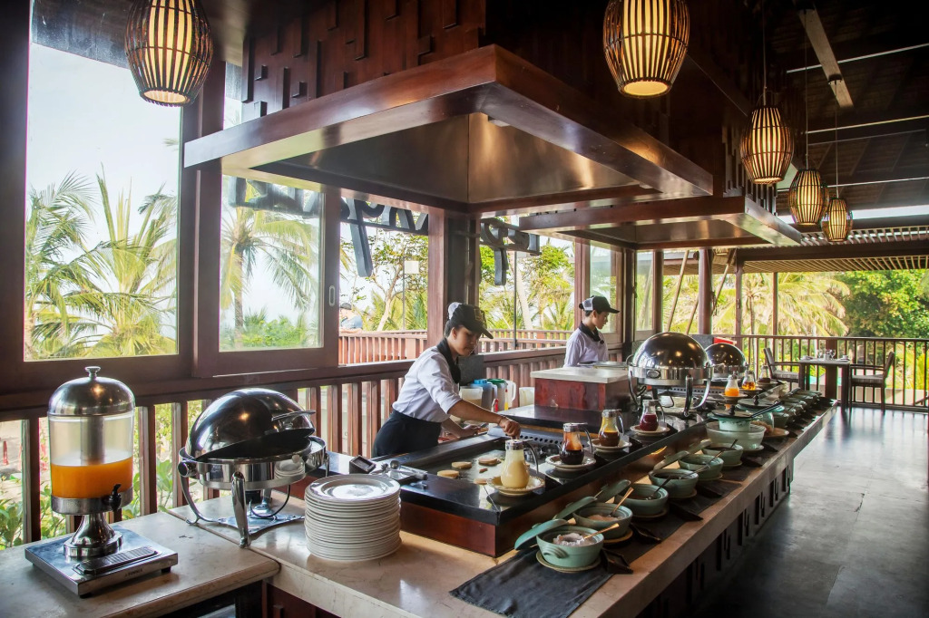 Legian Beach Villas