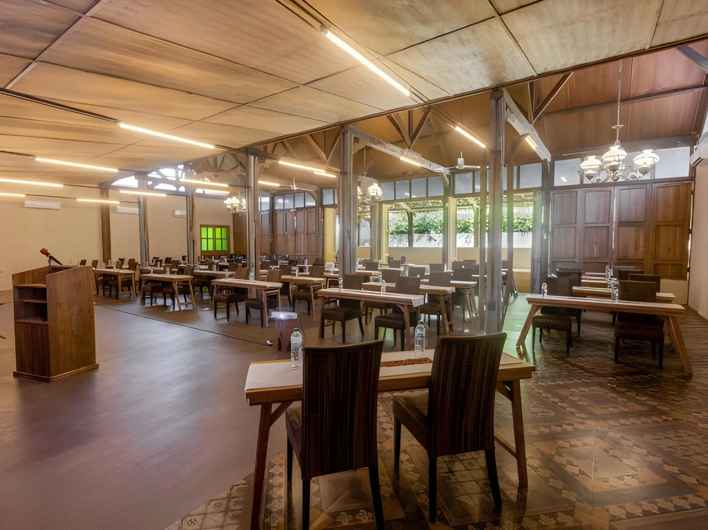 Desa Alamanis Resort Vila