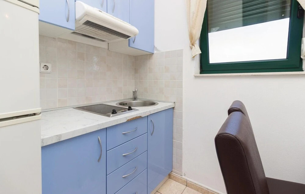 Amazing Home in Pasman With Wifi and 8 Bedrooms