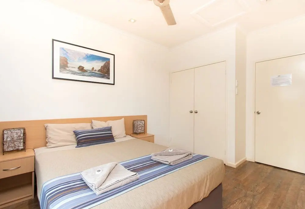 Cable Beachside Apartments
