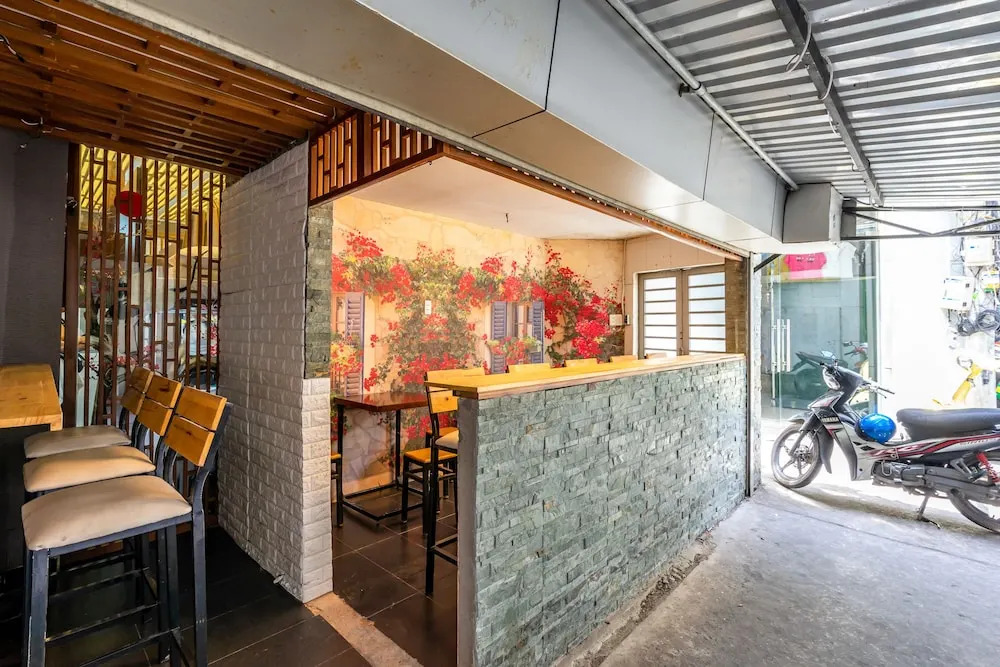 SG Capsule Hostel