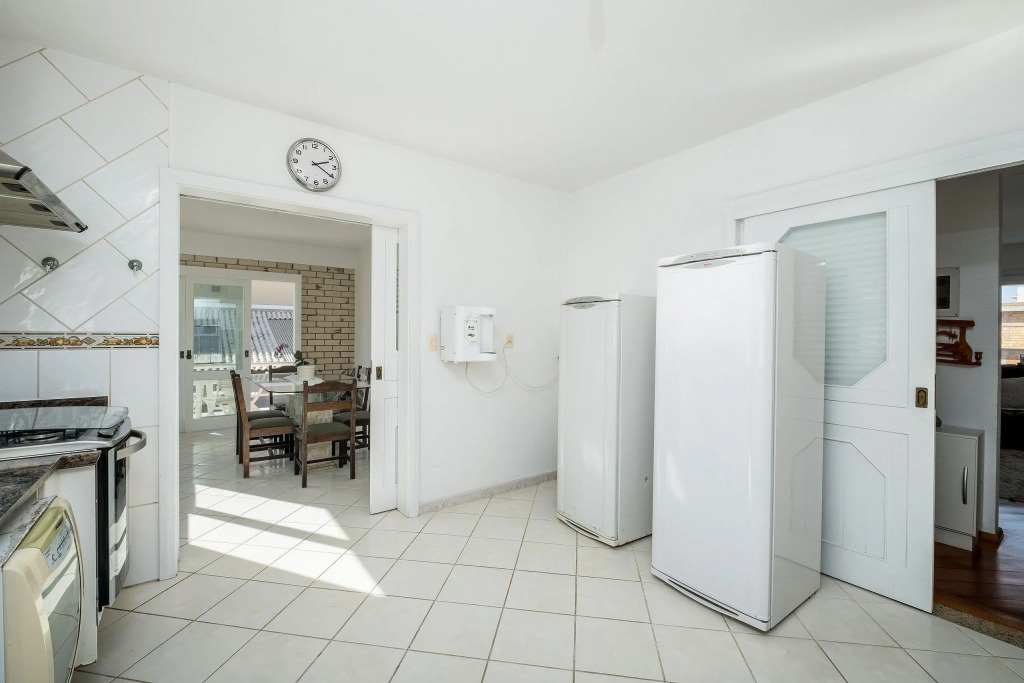 Casa Com Piscina, 3 Suítes E 500m Da Praia Stm188