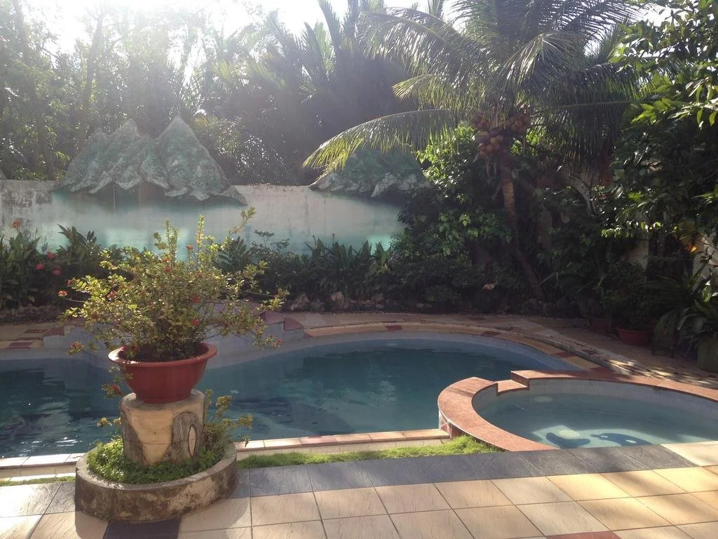Sunny Hotel Binh Quoi