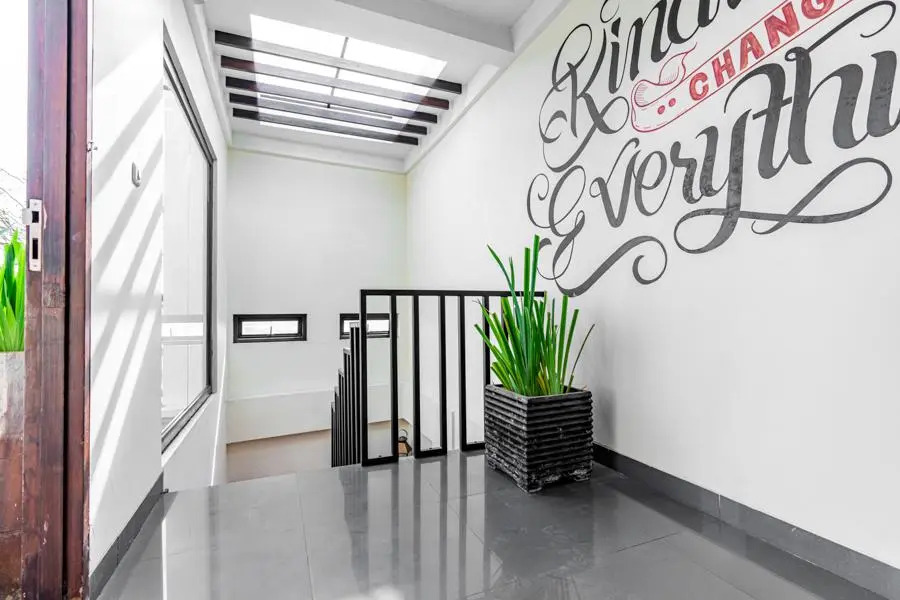 RedDoorz Hostel @ POD House Makassar