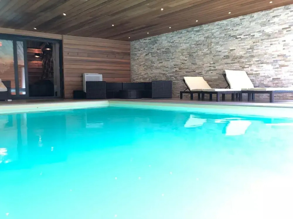 Villa in Coo near Waterfalls with Pool