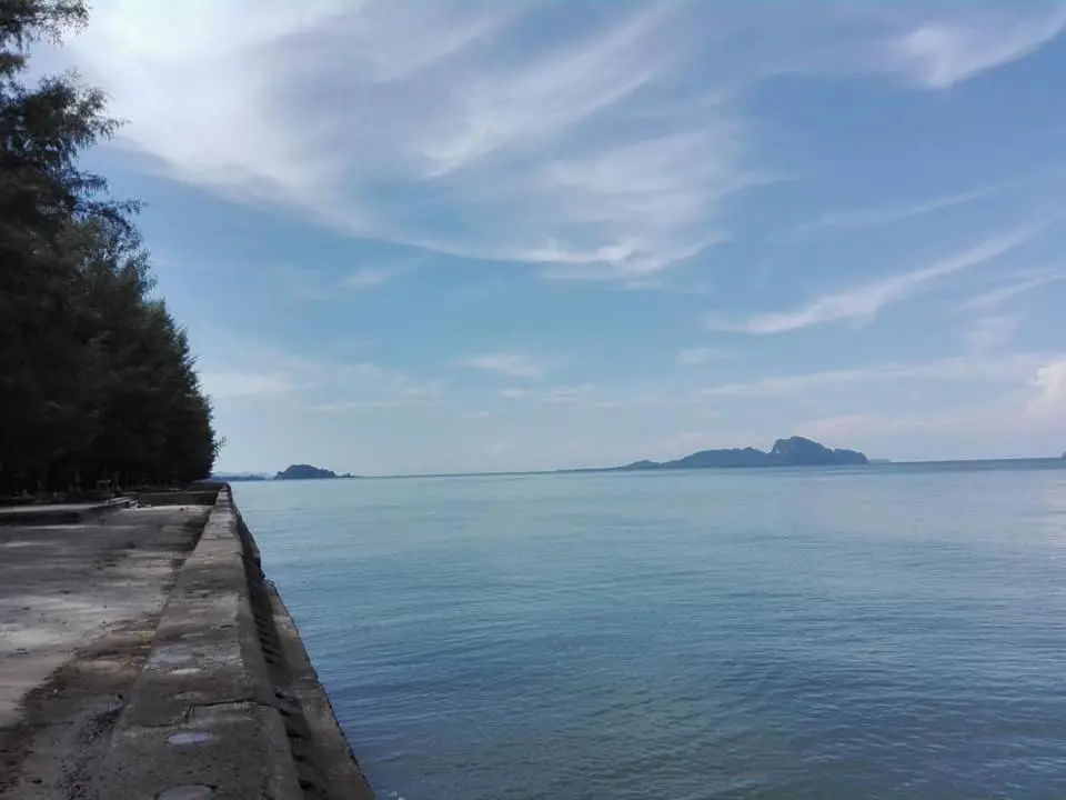 Fishermans Hut , ขนำชาวเลโฮมสเตย์