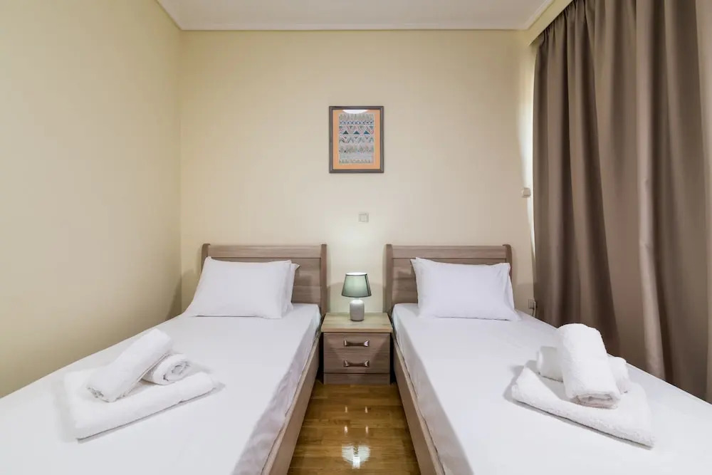 Thresh Apartments Airport by Airstay