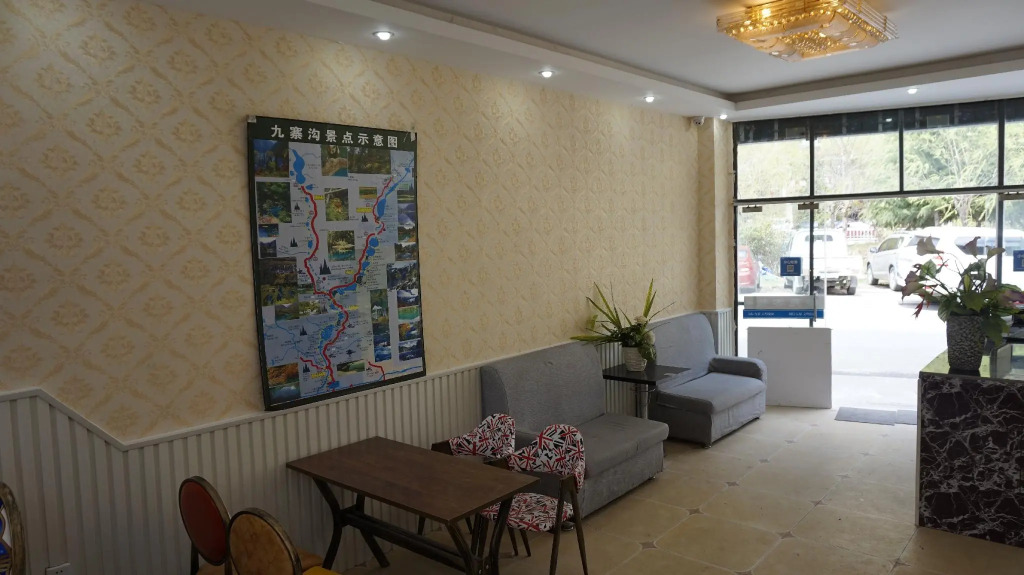 Morning Jiuzhai hotel