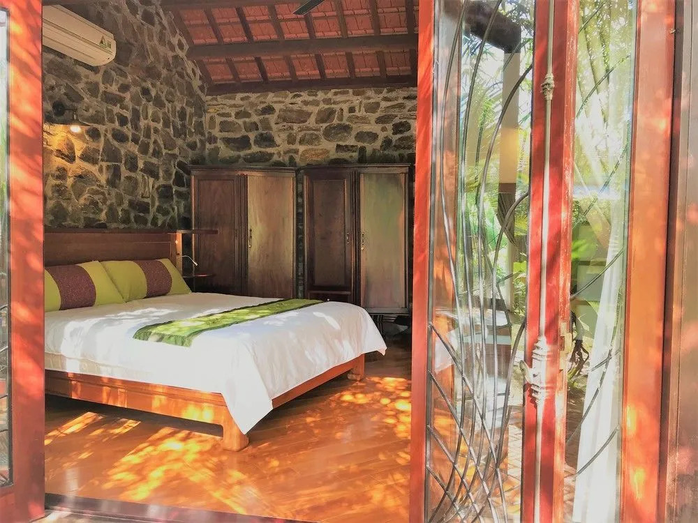 Pao Homes - An Bang Beach Stone Villa