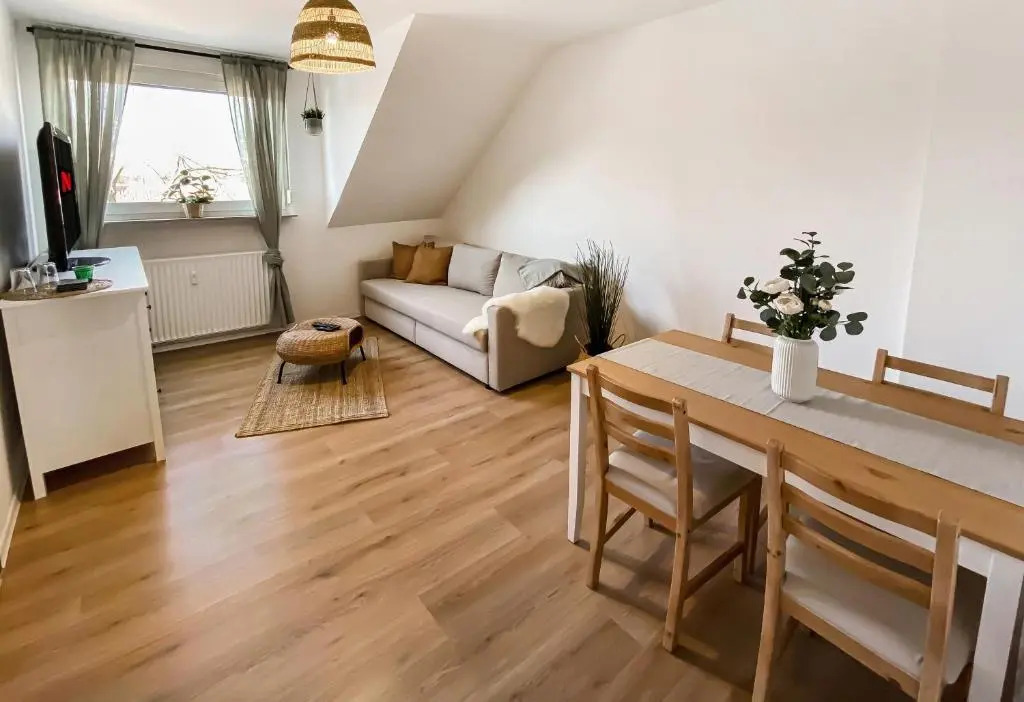 MILPAU Buer 2 - Modernes Apartment mit Queensize-Bett, Netflix, Nespresso, Waschmaschine & Smart TV