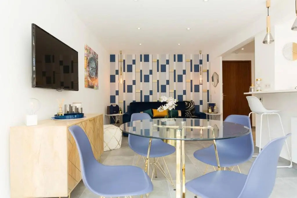 Martinez Area: Brand New & Design 1 Bed !