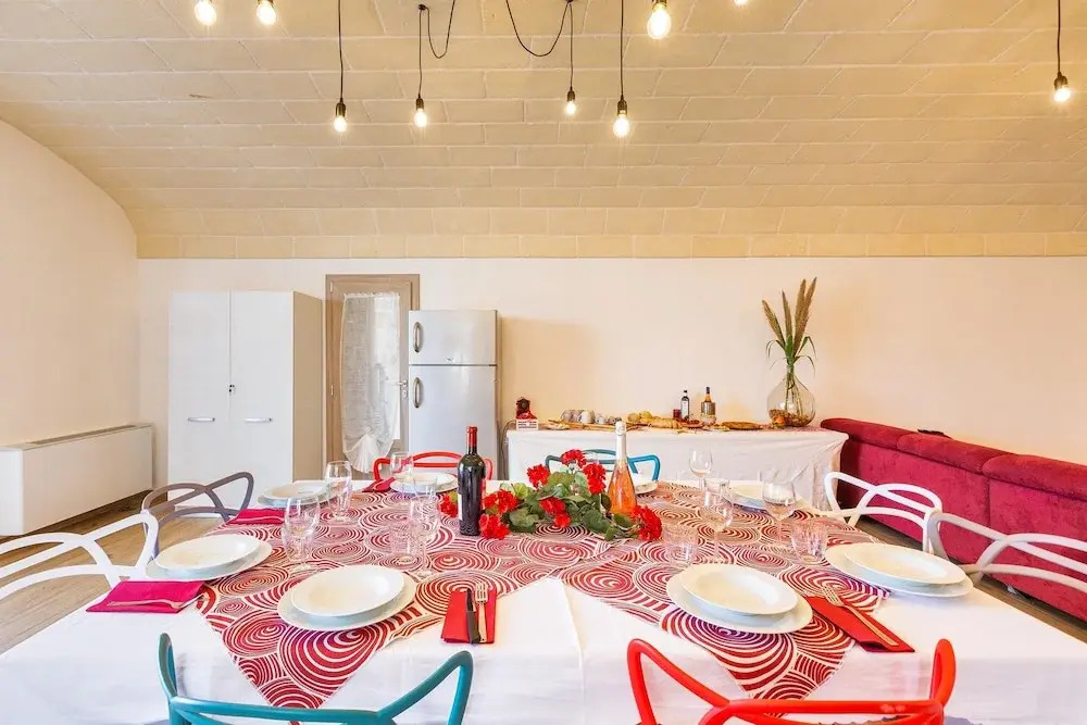2943 Casa Marangi by Barbarhouse