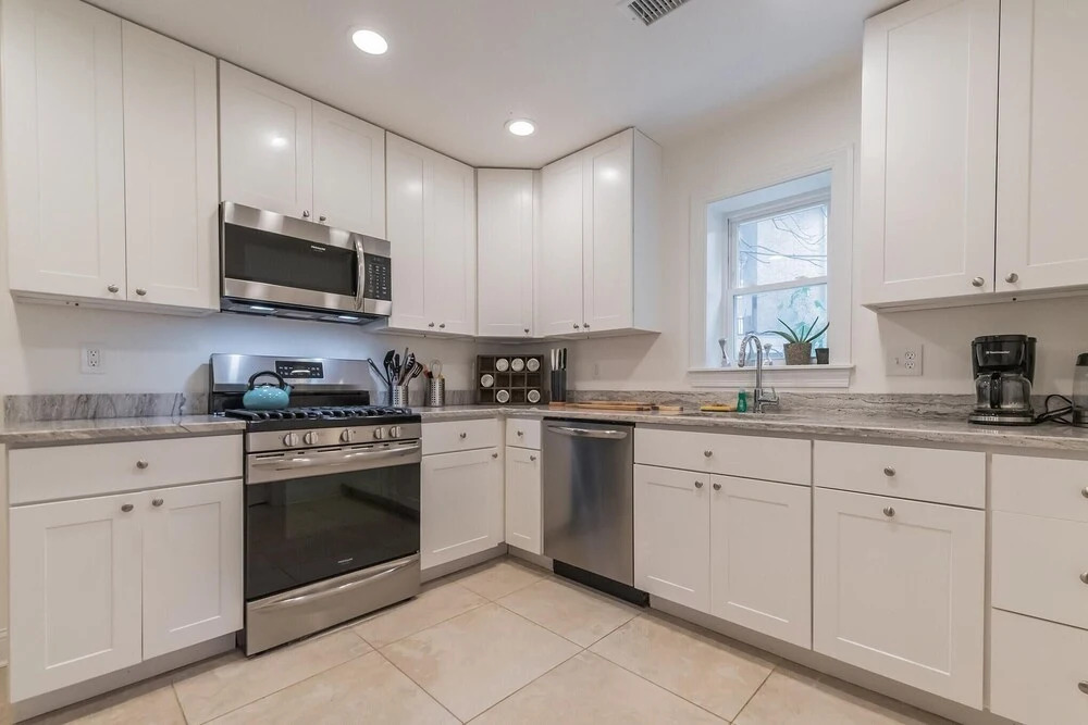 2439 Grays Ferry