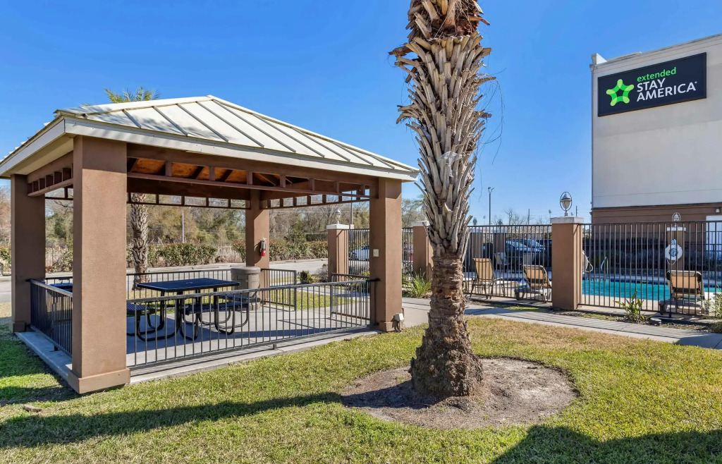 Extended Stay America Suites - Houston - IAH Airport