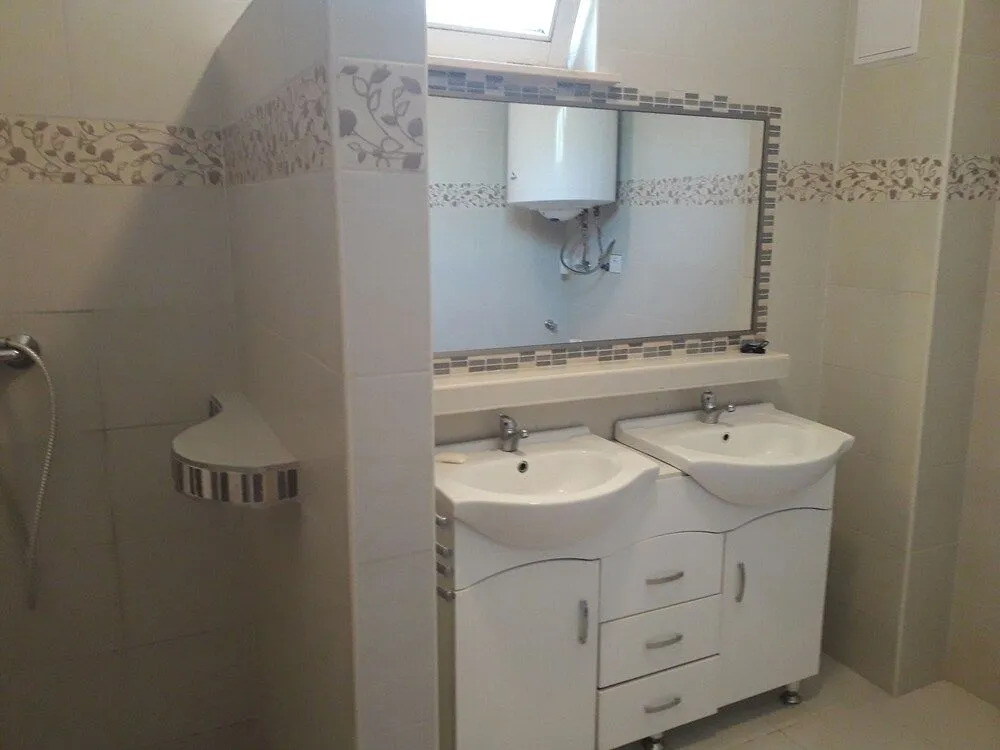 Beautiful Apartment for 8 Persons
