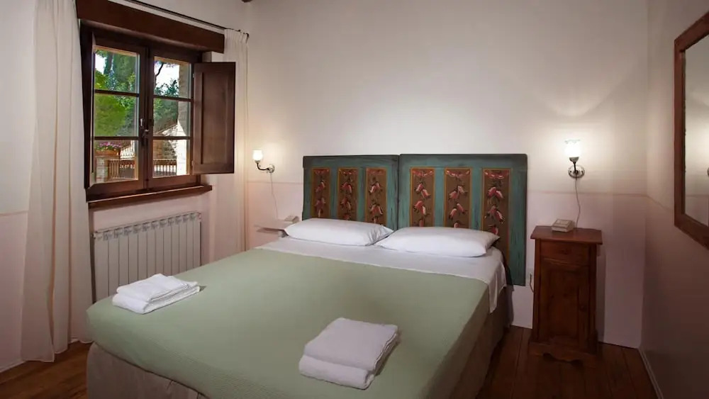 IL BORGO 16, Emma Villas